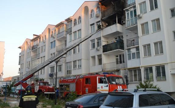 В Севастополе из-за задымления в шахте лифта эвакуировали 19 человек